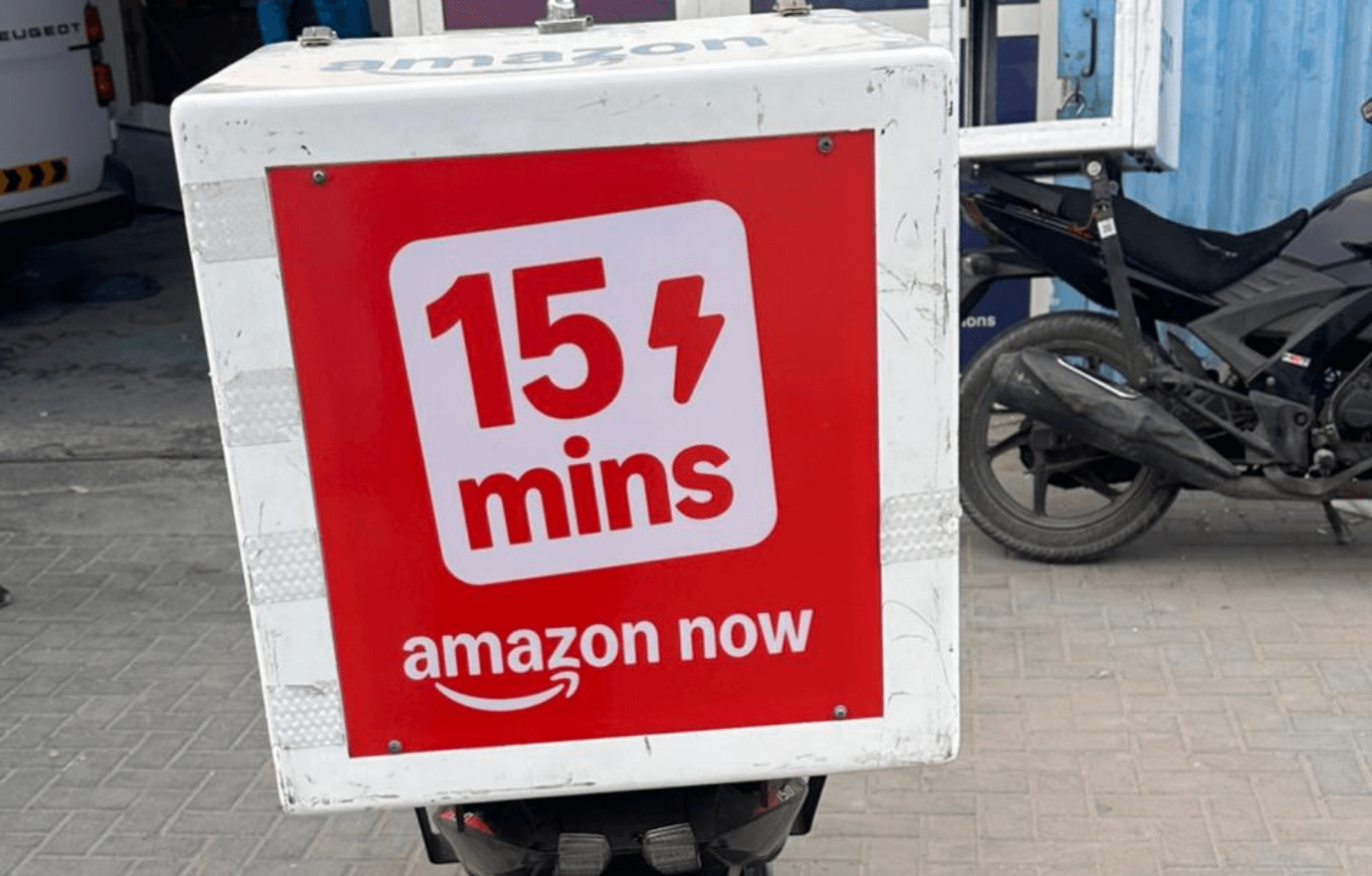 Delivery Box Branding 5